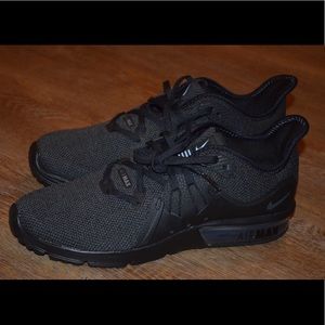 New Nike Women’s Air Max Sequent Black Anthracite